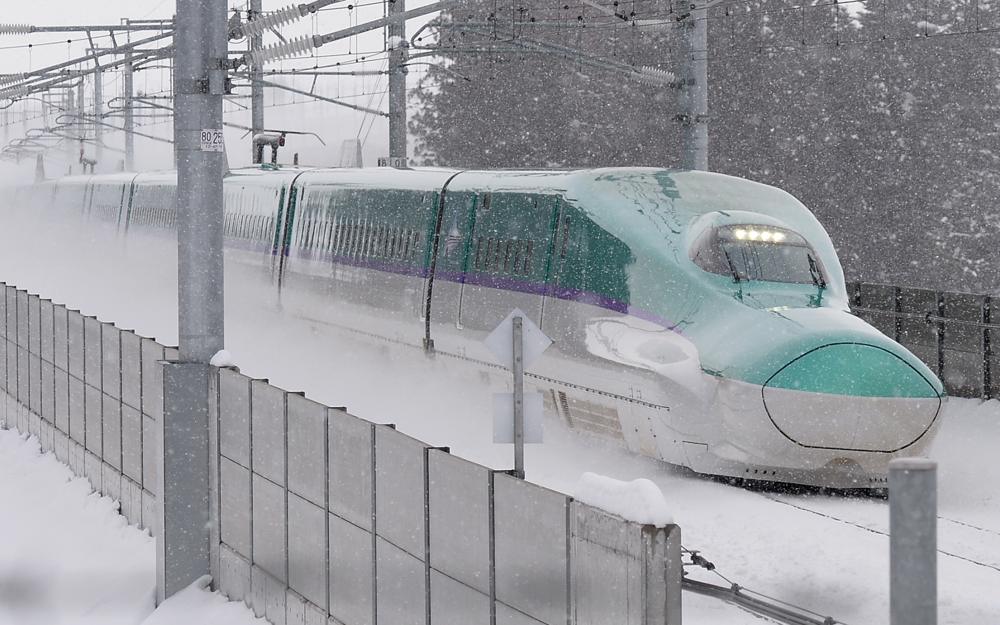 新幹線北海道冬